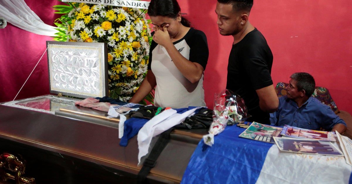 Student protesters say Nicaraguan forces "shooting to kill"